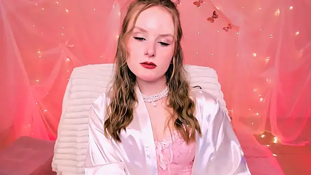 Snapshot of VivienLeeigh chatting on May 11, 4:04 pm VivienLeeigh online show from May 11, 4:04 pm