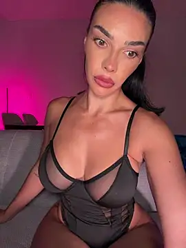 Snapshot of krissiswrld- chatting on May 24, 6:02 pm krissiswrld- online show from May 24, 6:02 pm