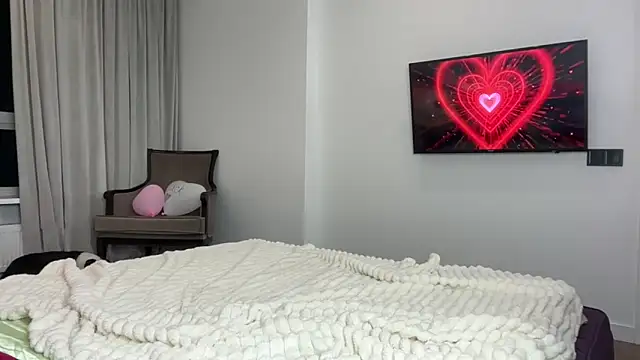 Snapshot of little_fox_alisa chatting on March 23, 12:15 am little fox alisa online show from March 23, 12:15 am