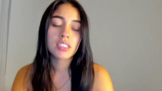 AriaMontgomery online show from June 20, 7:44 am