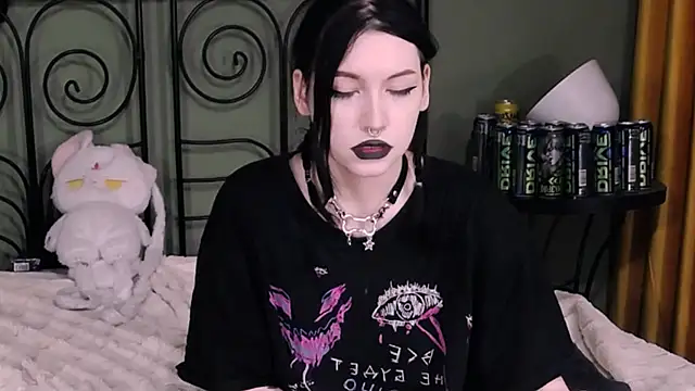 Snapshot of BlackyTea chatting on March 22, 5:09 pm BlackyTea online show from March 22, 5:09 pm