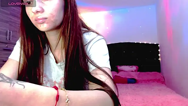 holy juli online show from November 30, 5:44 am