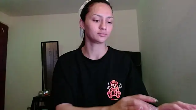 holy juli online show from July 1, 4:03 am