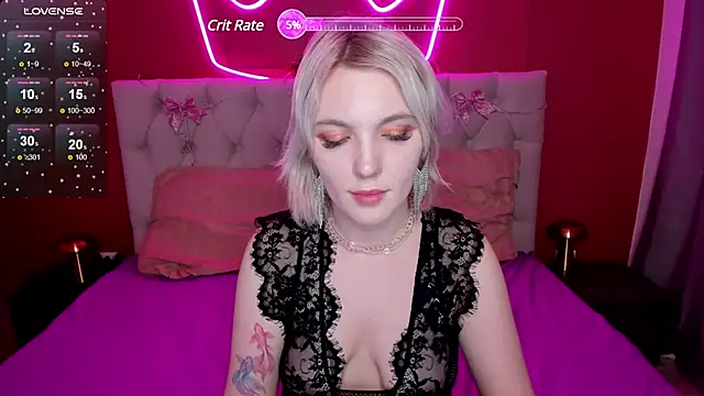 Fluffy Monica online show from December 6, 1:29 am