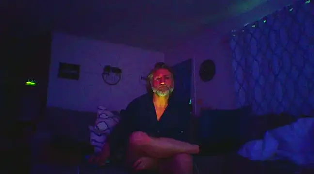 Snapshot of onlym4m chatting on February 13, 1:26 pm onlym4m online show from February 13, 1:26 pm