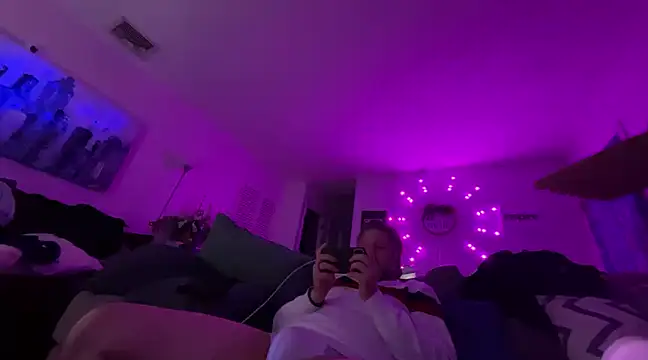 Snapshot of onlym4m chatting on February 14, 10:58 pm onlym4m online show from February 14, 10:58 pm