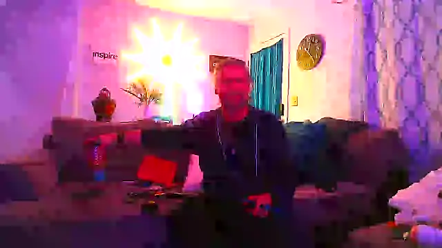 Snapshot of onlym4m chatting on March 19, 5:30 am onlym4m online show from March 19, 5:30 am