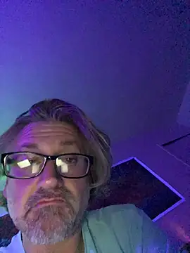 Snapshot of onlym4m chatting on October 25, 4:13 pm onlym4m online show from October 25, 4:13 pm