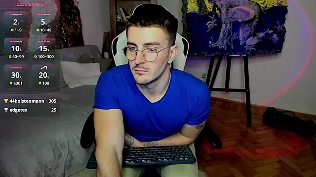 JulianDylan online show from January 31, 8:11 am