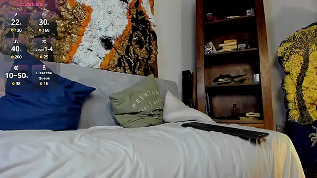JulianDylan online show from March 14, 4:21 am