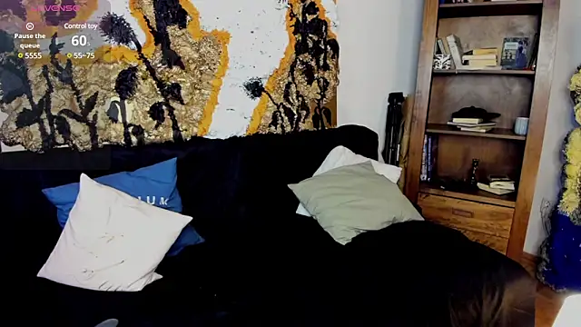 JulianDylan online show from March 21, 4:17 am