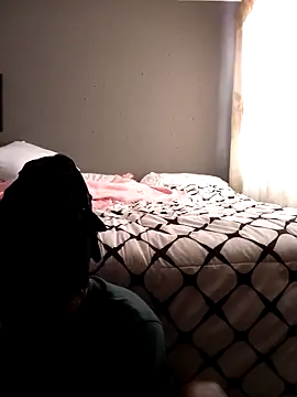 Ras and Stewf online show from March 3, 7:47 am