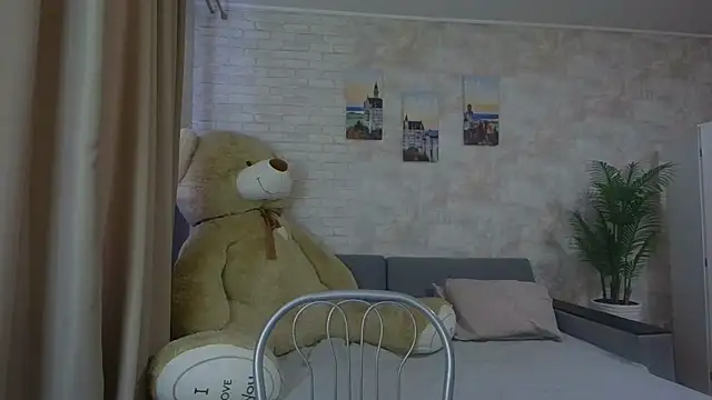 Anika bloom online show from September 28, 6:52 am