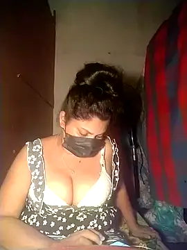 Snapshot of SL-WASI chatting on September 23, 5:49 pm SL-WASI online show from September 23, 5:49 pm