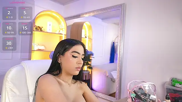 Snapshot of elasummer chatting on October 8, 12:25 pm elasummer online show from October 8, 12:25 pm