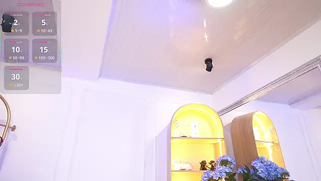 Snapshot of elasummer chatting on October 16, 12:17 pm elasummer online show from October 16, 12:17 pm