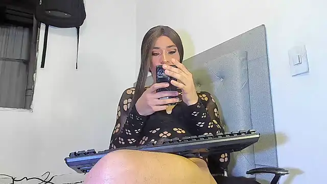 Snapshot of camila_bigcock169 chatting on March 3, 3:56 am camila bigcock169 online show from March 3, 3:56 am