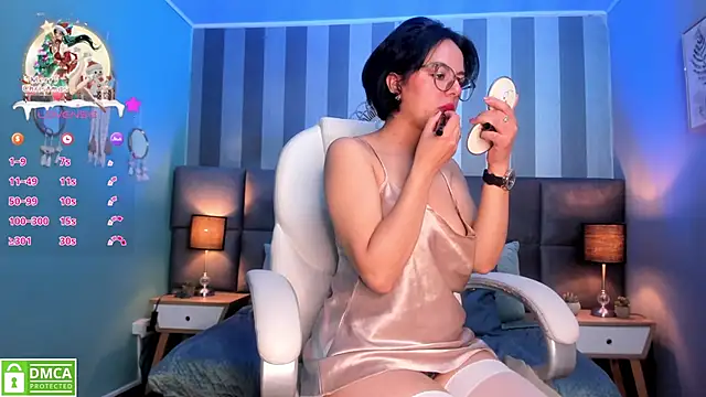 Snapshot of victoria_byte chatting on December 23, 1:03 pm victoria byte online show from December 23, 1:03 pm