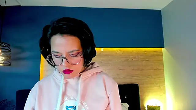 Snapshot of victoria_byte chatting on September 23, 9:29 pm victoria byte online show from September 23, 9:29 pm