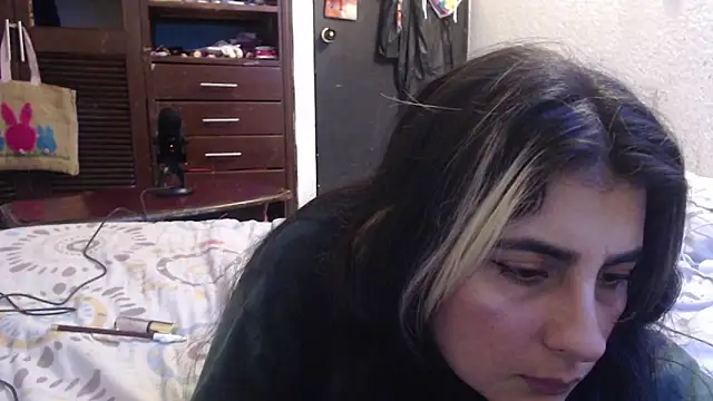 Snapshot of samanta_rosas1 chatting on December 2, 10:12 pm samanta rosas1 online show from December 2, 10:12 pm