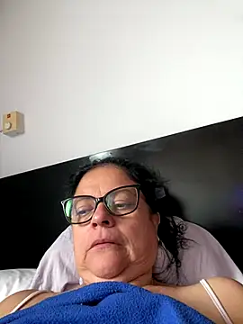 Snapshot of Sharongirl07 chatting on September 22, 12:18 pm Sharongirl07 online show from September 22, 12:18 pm