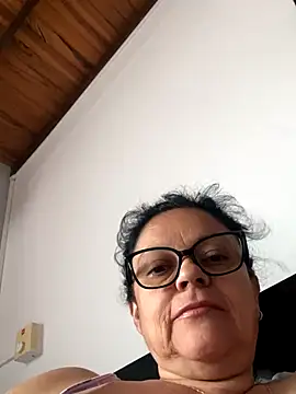 Snapshot of Sharongirl07 chatting on September 28, 2:11 pm Sharongirl07 online show from September 28, 2:11 pm