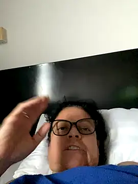 Snapshot of Sharongirl07 chatting on October 11, 11:09 am Sharongirl07 online show from October 11, 11:09 am