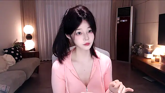 sweateanv  online show from March 23, 6:06 am