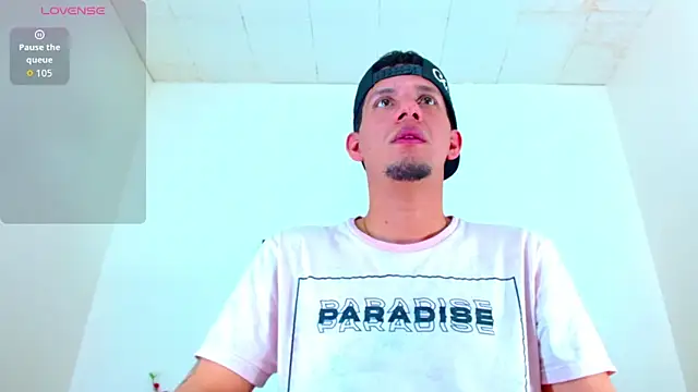 Snapshot of kevin__fox_ chatting on September 27, 8:03 pm kevin fox online show from September 27, 8:03 pm