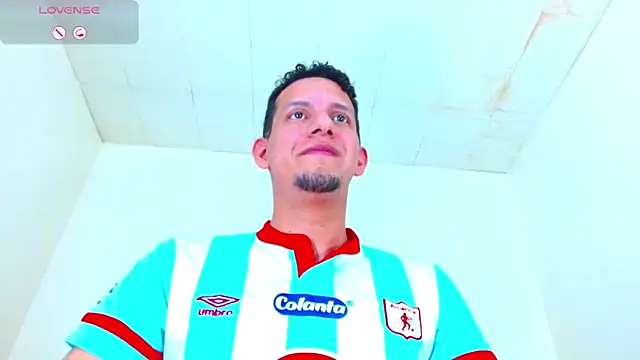 Snapshot of kevin__fox_ chatting on October 16, 7:15 pm kevin fox online show from October 16, 7:15 pm