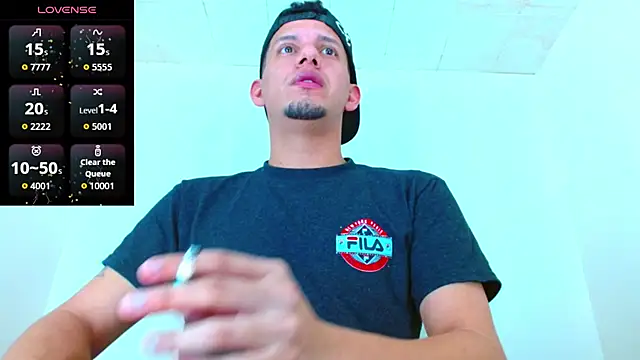 Snapshot of kevin__fox_ chatting on October 23, 7:12 pm kevin fox online show from October 23, 7:12 pm