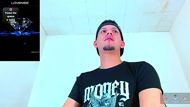 Snapshot of kevin__fox_ chatting on October 30, 7:14 pm kevin fox online show from October 30, 7:14 pm