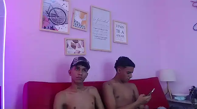 Snapshot of SEXY_BOYS_HELL chatting on February 6, 4:03 pm SEXY BOYS HELL online show from February 6, 4:03 pm