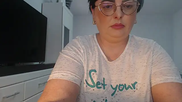 Amandamuller1982 online show from April 26, 2:04 pm