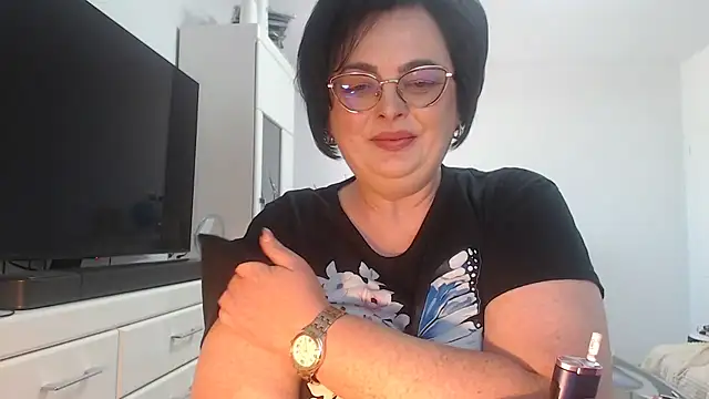 Amandamuller1982 online show from May 7, 11:26 am