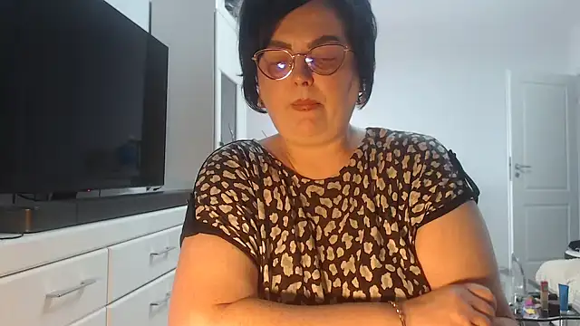 Amandamuller1982 online show from May 9, 12:54 pm