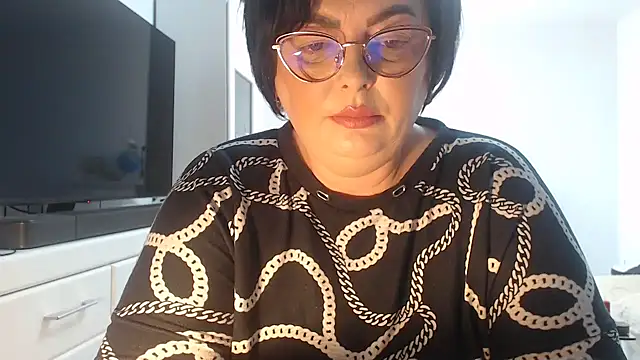 Amandamuller1982 online show from May 12, 9:17 am