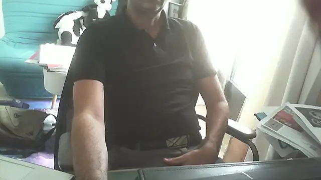 shyfrenchcock1 online show from October 22, 12:38 pm