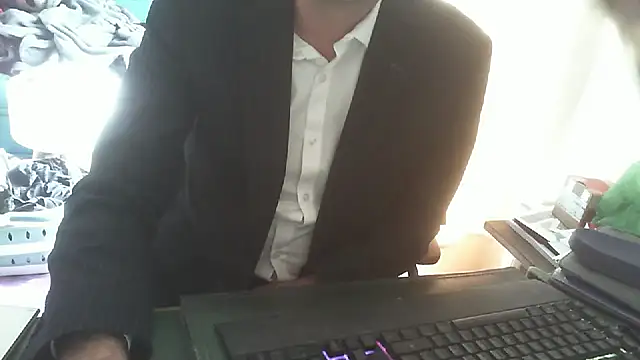 shyfrenchcock1 online show from May 11, 8:42 am