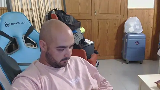 Snapshot of chicomallorca96 chatting on May 26, 4:14 pm chicomallorca96 online show from May 26, 4:14 pm