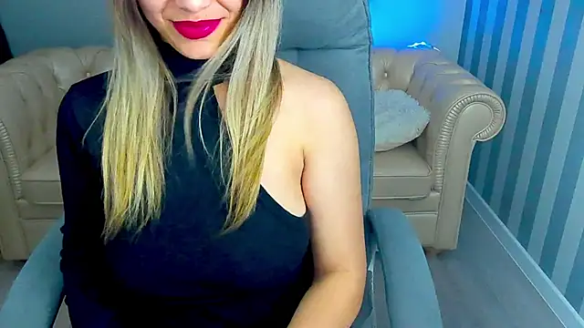 Snapshot of SashaBloom__ chatting on March 21, 5:34 pm SashaBloom online show from March 21, 5:34 pm