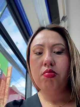 VIOLETA-25  online show from November 18, 2:54 pm