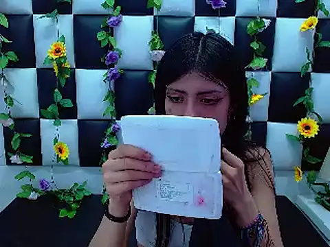 Morgana Smit online show from February 4, 1:38 pm