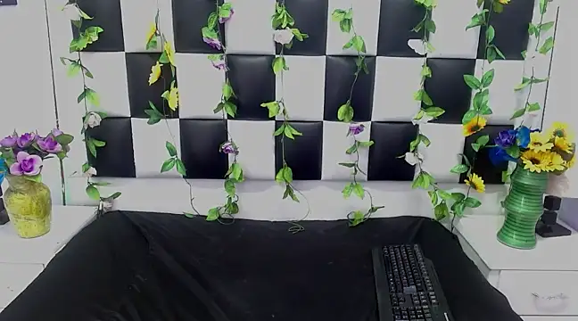 Morgana Smit online show from February 13, 4:28 pm