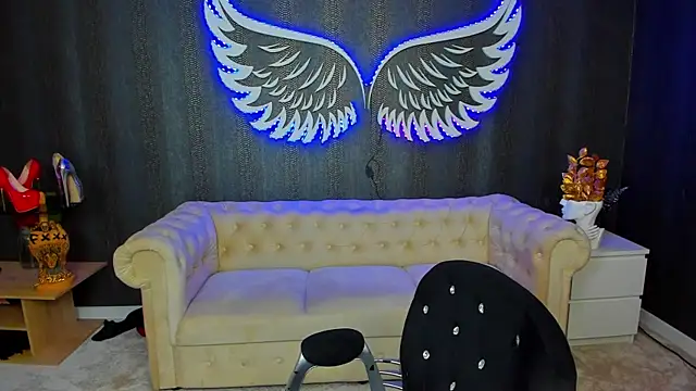 Snapshot of anemarieejolie chatting on October 9, 5:11 pm anemarieejolie online show from October 9, 5:11 pm