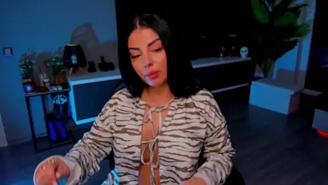 anemarieejolie online show from May 17, 6:37 pm