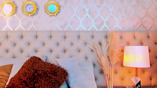 Snapshot of HannaBruun chatting on February 4, 10:24 pm HannaBruun online show from February 4, 10:24 pm