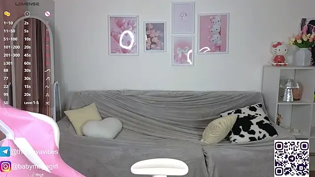 Snapshot of Maya_Rave chatting on October 2, 3:46 am Maya Rave online show from October 2, 3:46 am