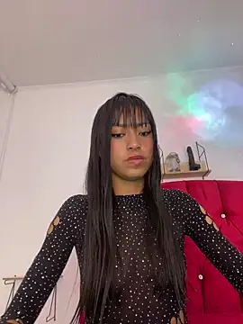 bonnie 18x online show from December 30, 9:16 am
