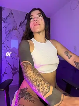luccianagreyy online show from May 20, 11:27 am